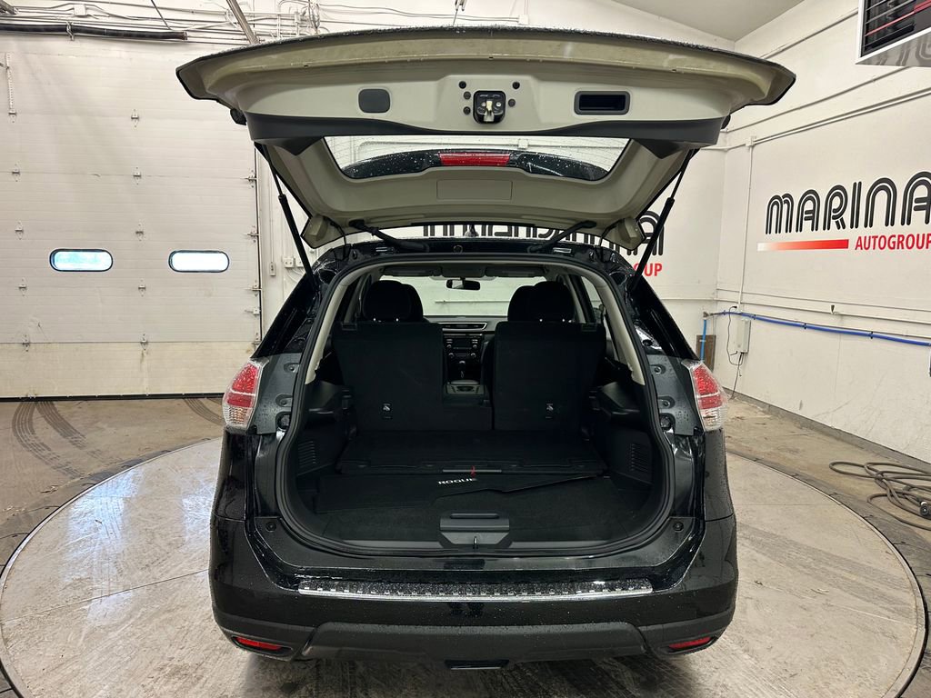 Used 2016 Nissan Rogue S AWD/4WD image 15