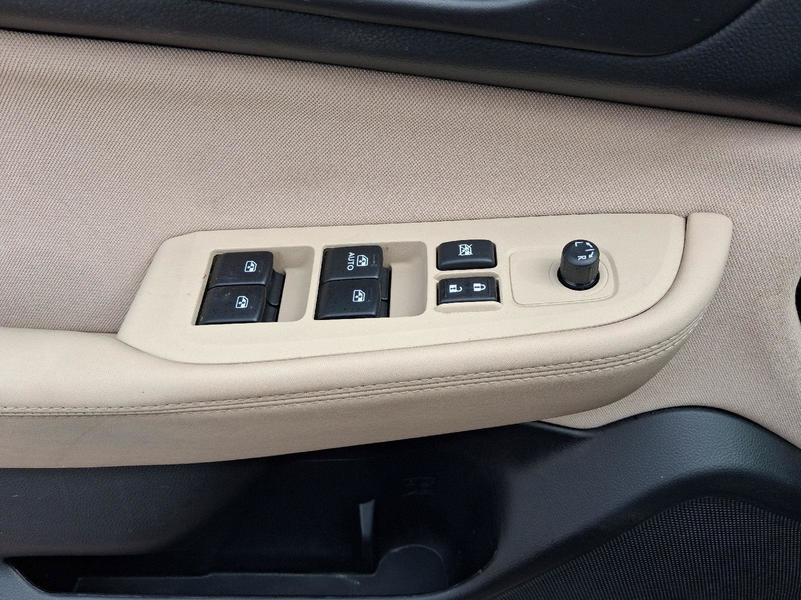 Used 2018 Subaru Outback 2.5i AWD/4WD image 16