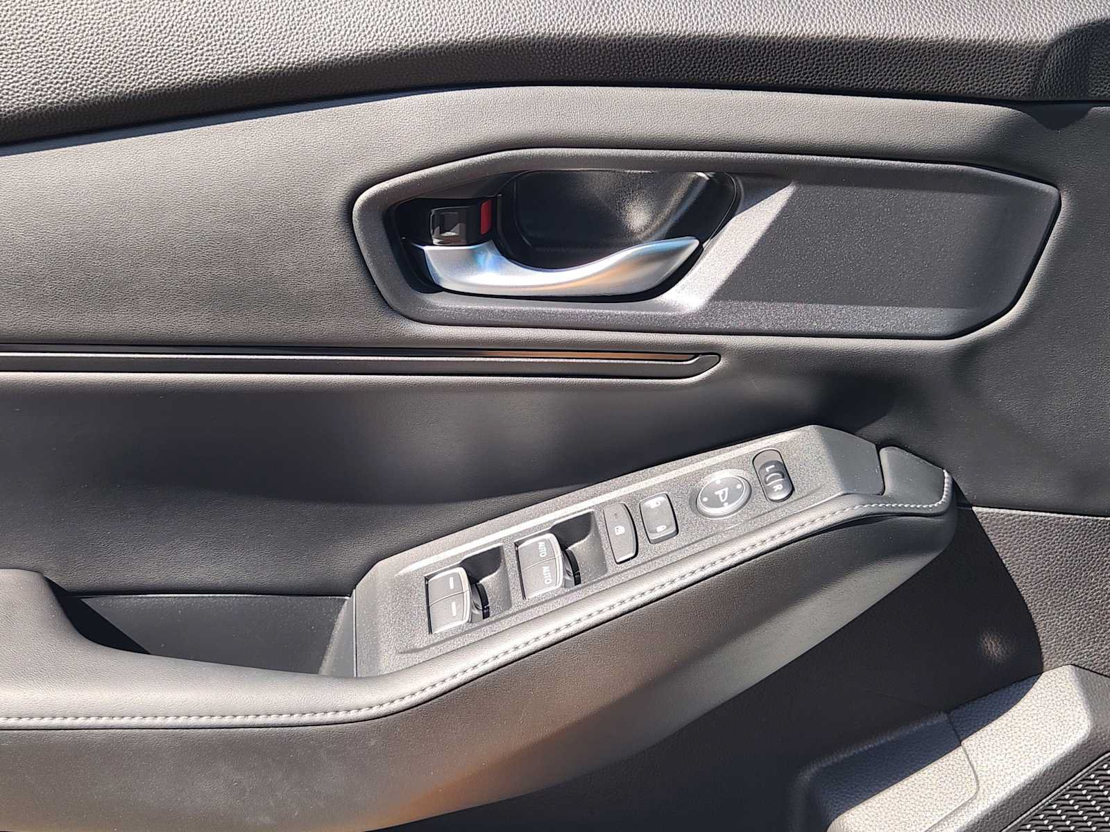 Used 2025 Honda Accord Sport image 22