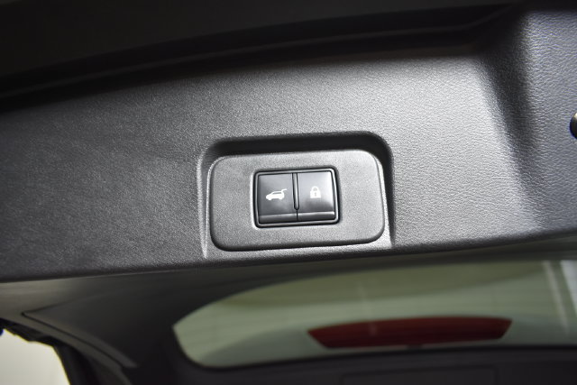 Certified 2025 Nissan Rogue SV w/ SV Premium Package FWD image 29