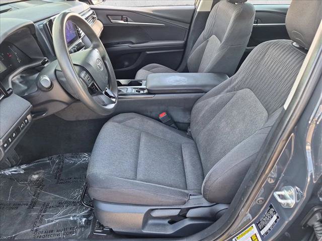Used 2025 Toyota Camry LE FWD image 21