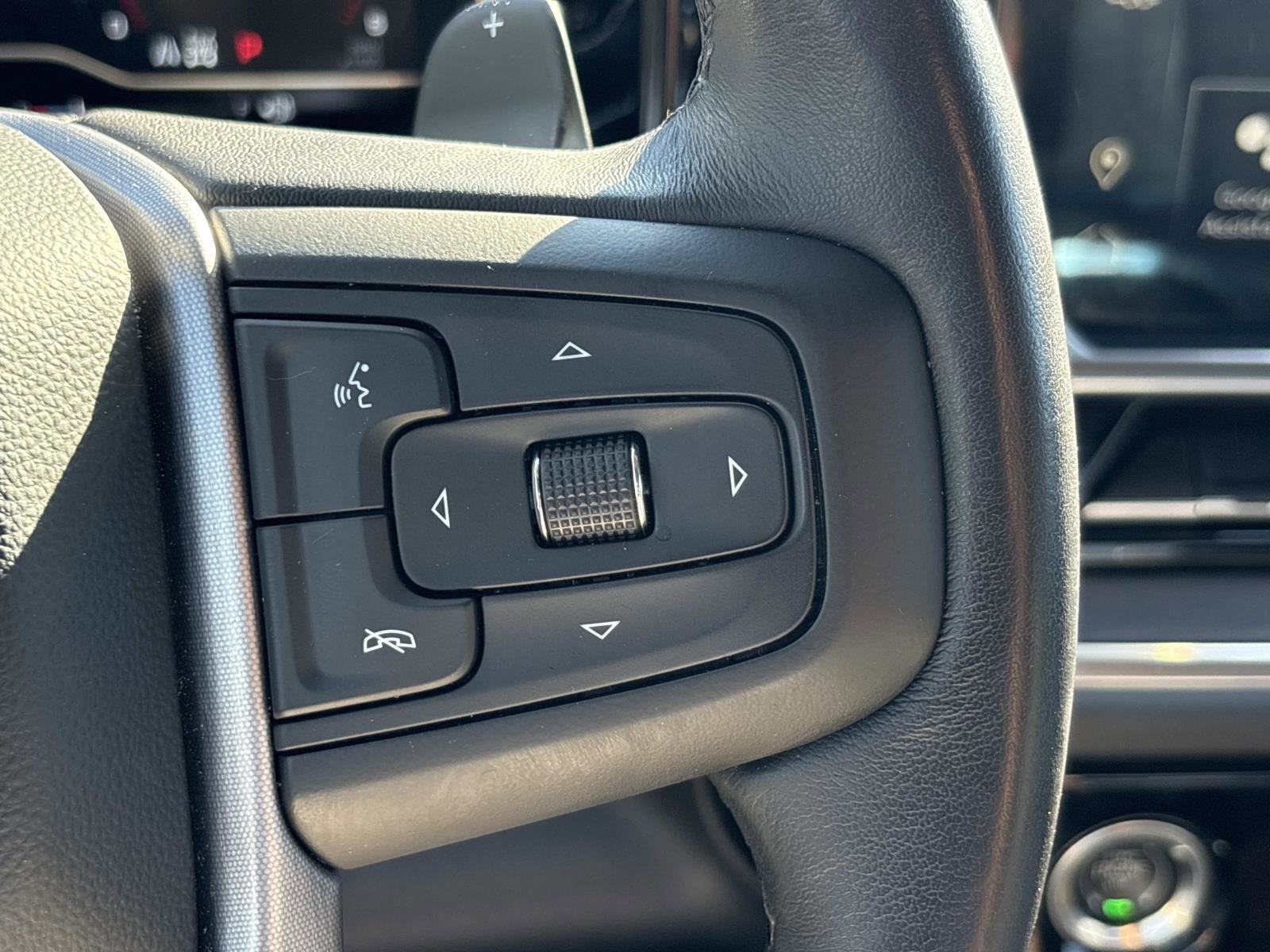 Certified 2022 GMC Sierra 1500 SLT w/ SLT Convenience Package image 19