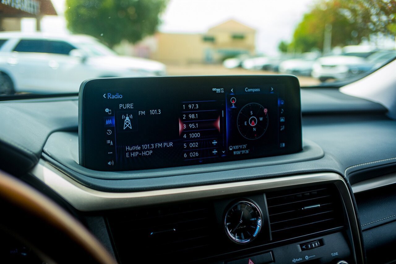 Used 2022 Lexus RX 350L FWD w/ Premium Package image 25