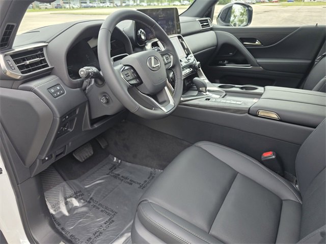 New 2025 Lexus LX 700h Overtrail image 23