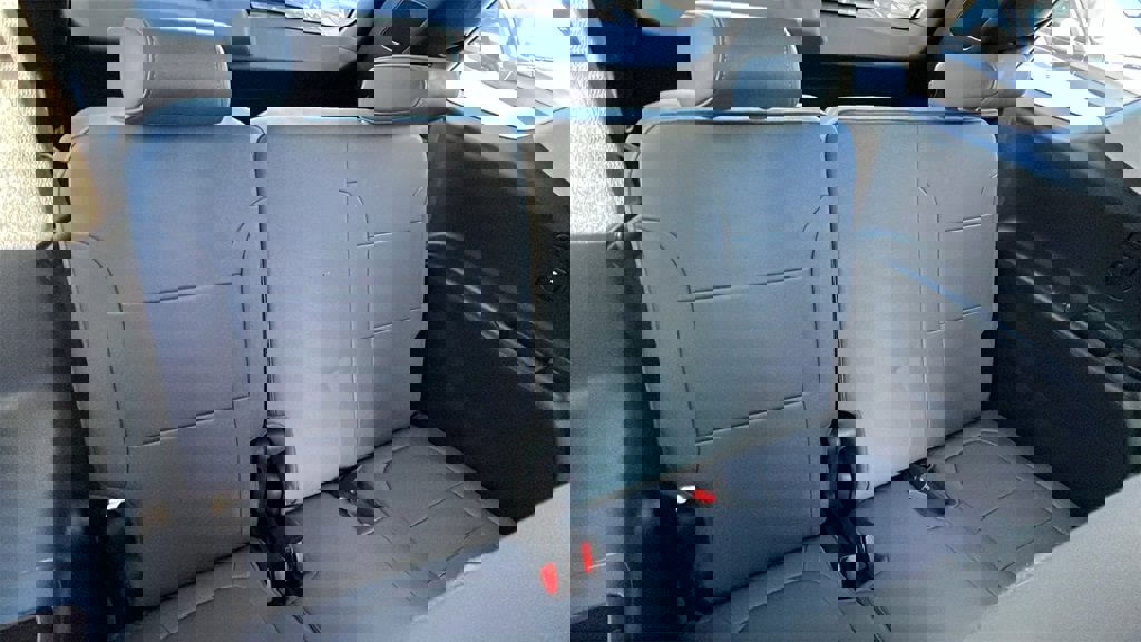 Used 2020 Chevrolet Traverse Premier w/ LPO, Floor Liner Package image 21