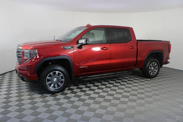 Used 2025 GMC Sierra 1500 AT4 w/ AT4 Premium Package image 2
