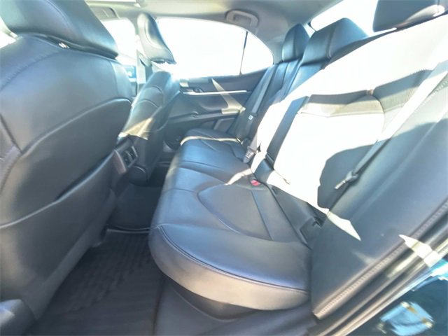 Used 2020 Toyota Camry XLE image 13