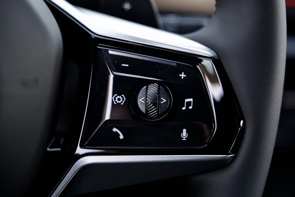 New 2026 BMW 530i w/ Premium Package image 34