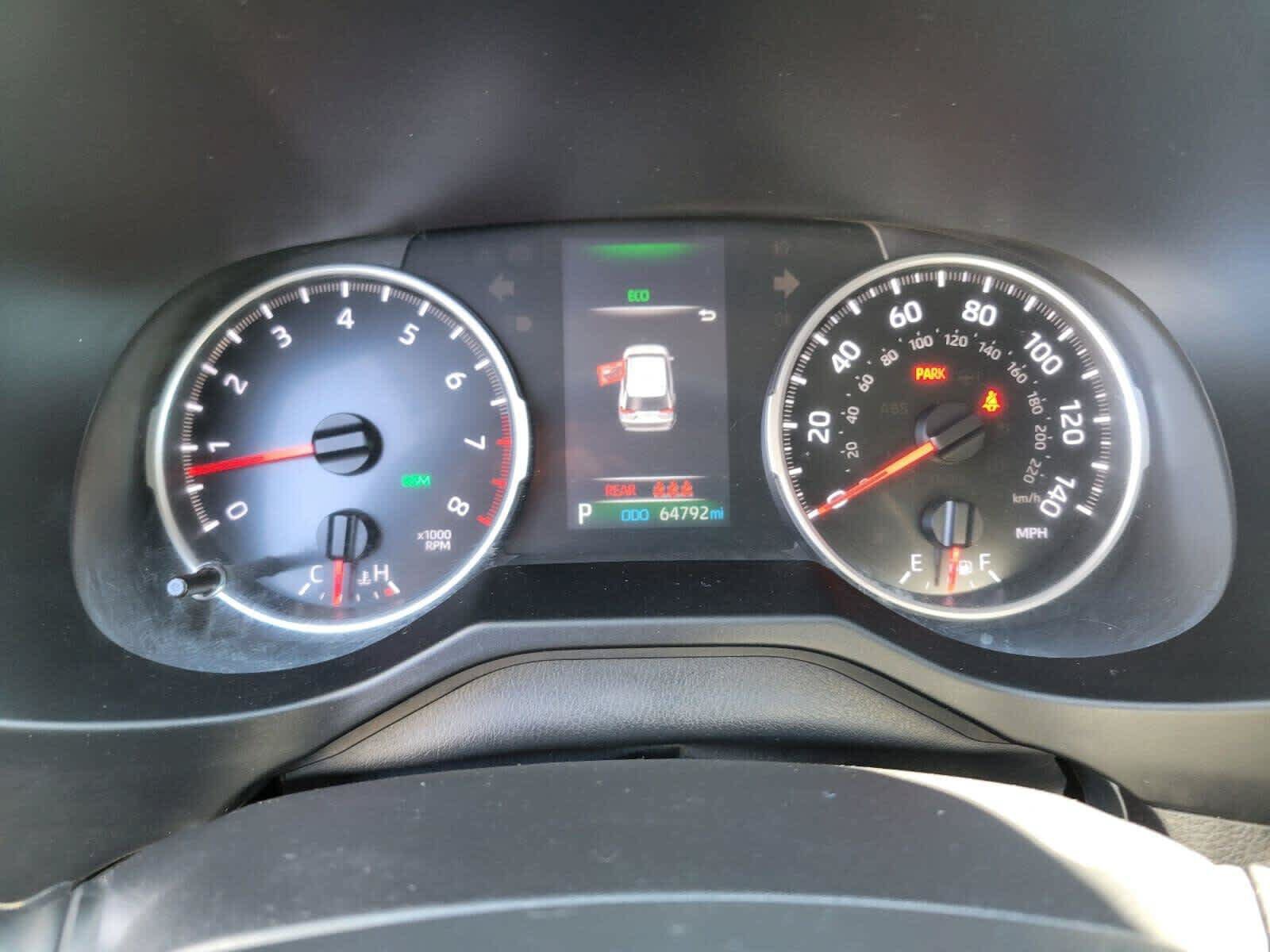 Used 2021 Toyota RAV4 XLE w/ Carpet Mat Package (TMS) FWD image 23