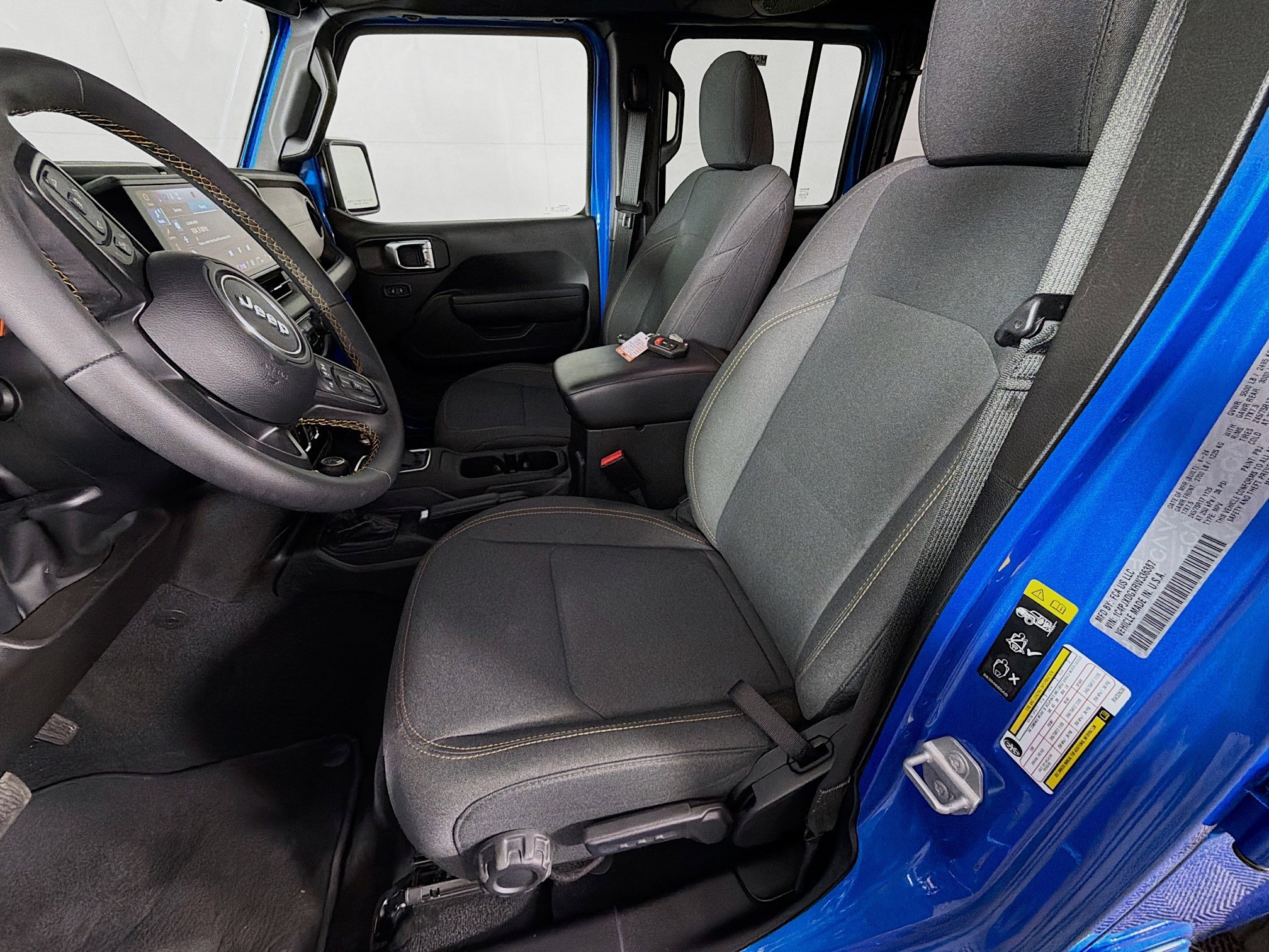 Used 2024 Jeep Wrangler Sport S image 12