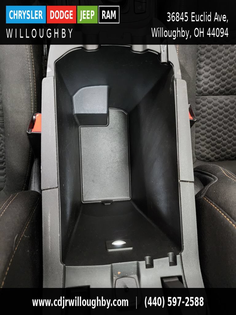 Used 2018 GMC Terrain SLE w/ Driver Convenience Package AWD/4WD image 23