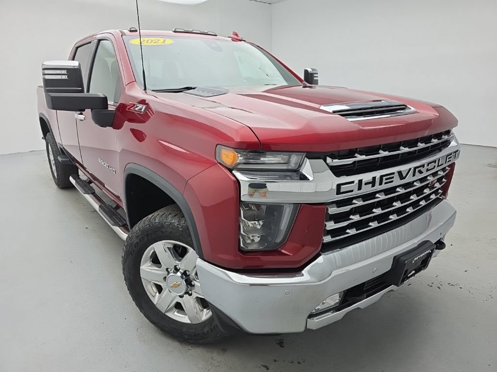 Used 2021 Chevrolet Silverado 3500 LTZ w/ LTZ Premium Package AWD/4WD image 3
