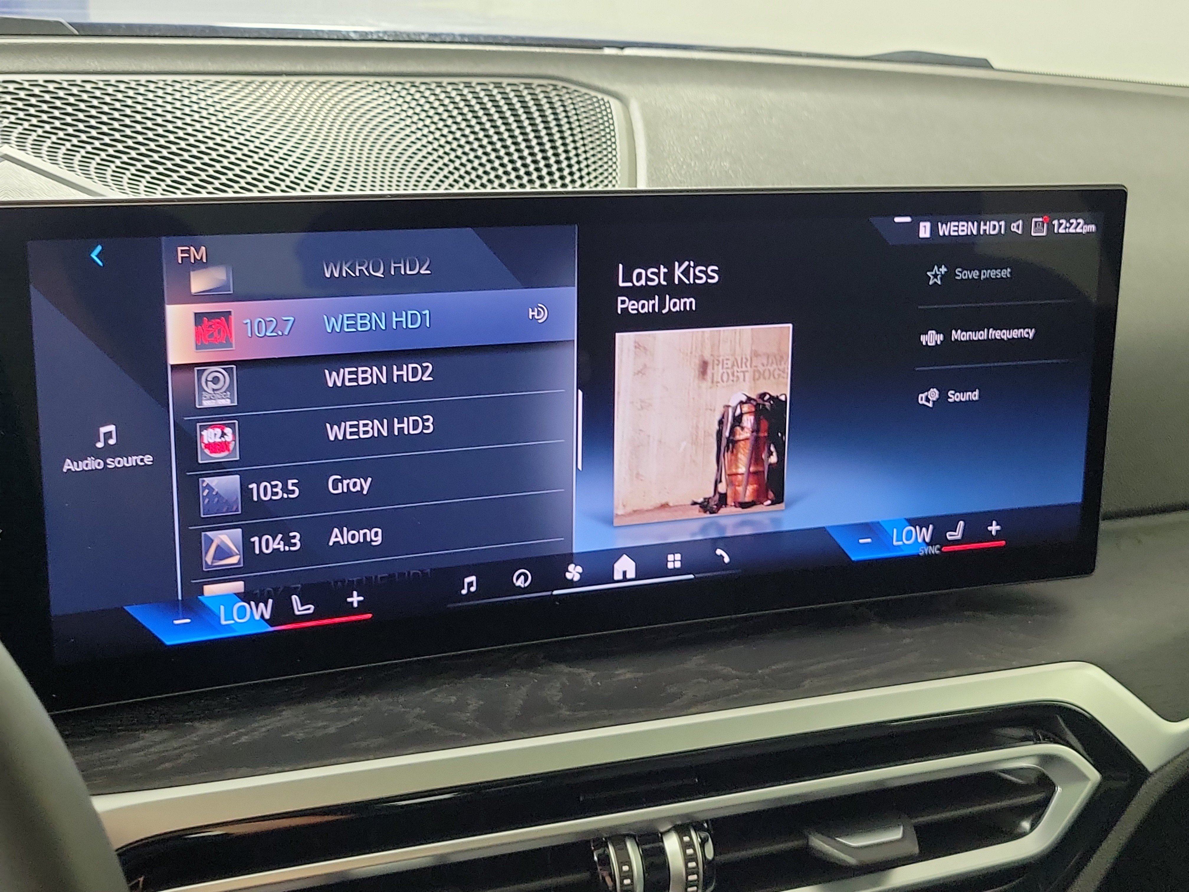 Used 2024 BMW i4 xDrive40i w/ M Sport Package AWD/4WD image 17