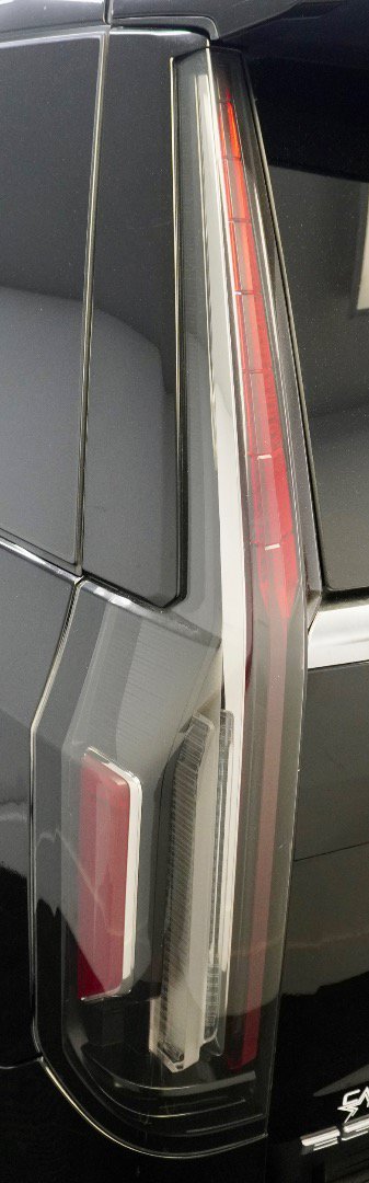 Used 2022 Cadillac Escalade ESV Premium Luxury AWD/4WD image 47