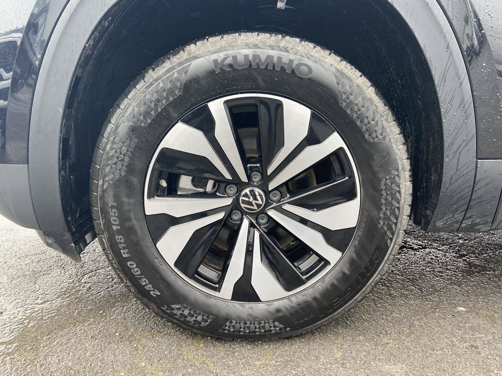 Used 2026 Volkswagen Atlas SE AWD/4WD image 16
