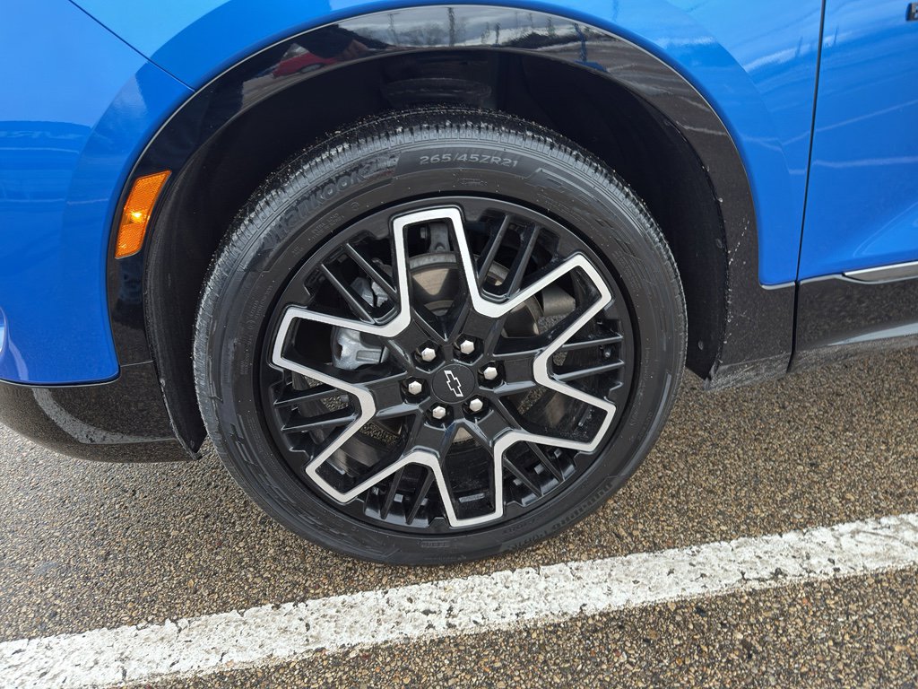 Certified 2024 Chevrolet Blazer RS w/ Driver Confidence II Package image 9