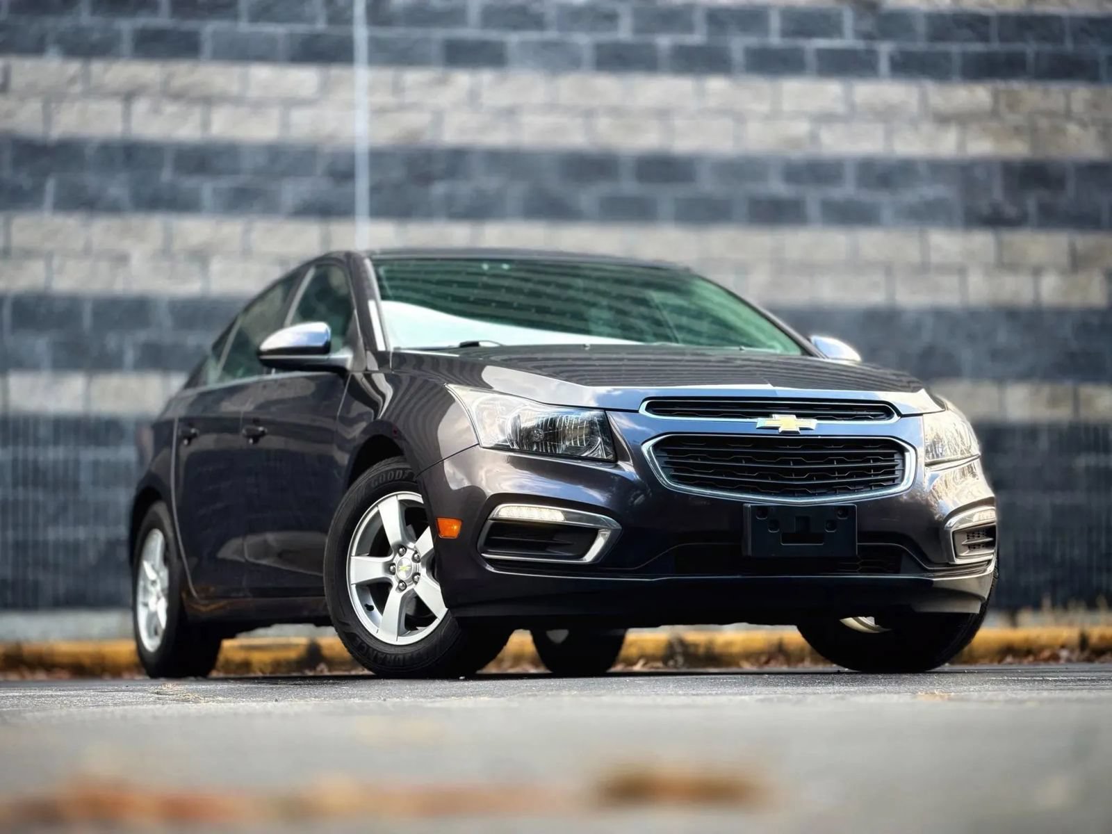 Used 2016 Chevrolet Cruze LT w/ Sun And Sound Package