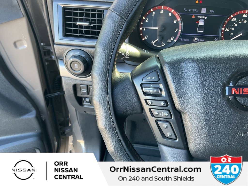 Used 2021 Nissan Titan PRO-4X w/ Pro-4x Convenience Package image 19