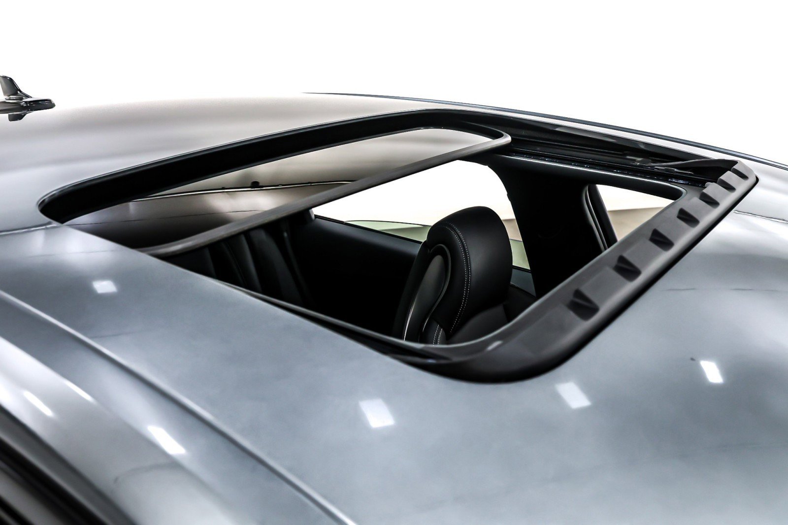 Used 2023 Audi S4 Premium Plus w/ Premium Plus Package image 23