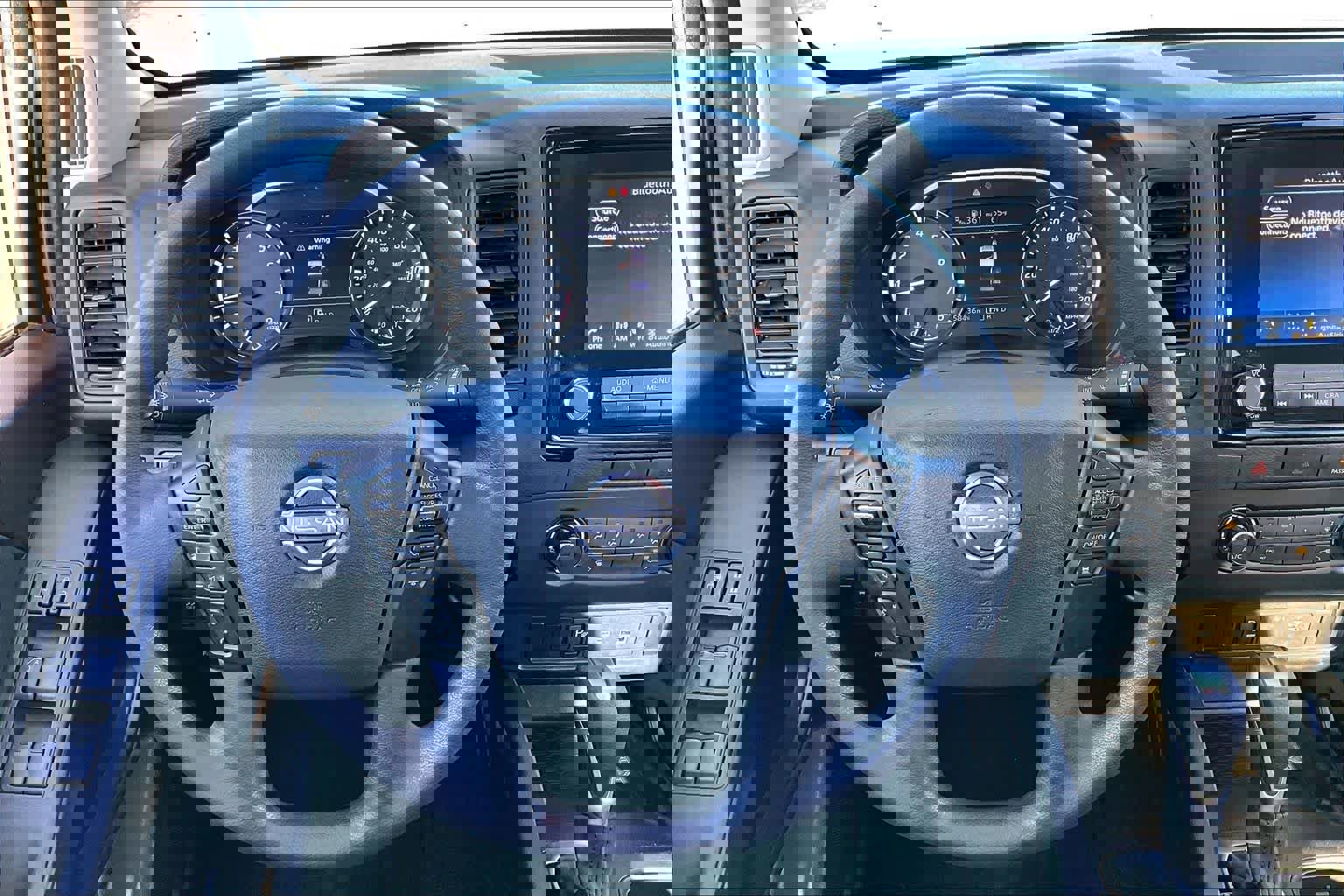 Used 2022 Nissan Frontier S w/ Technology Package image 6