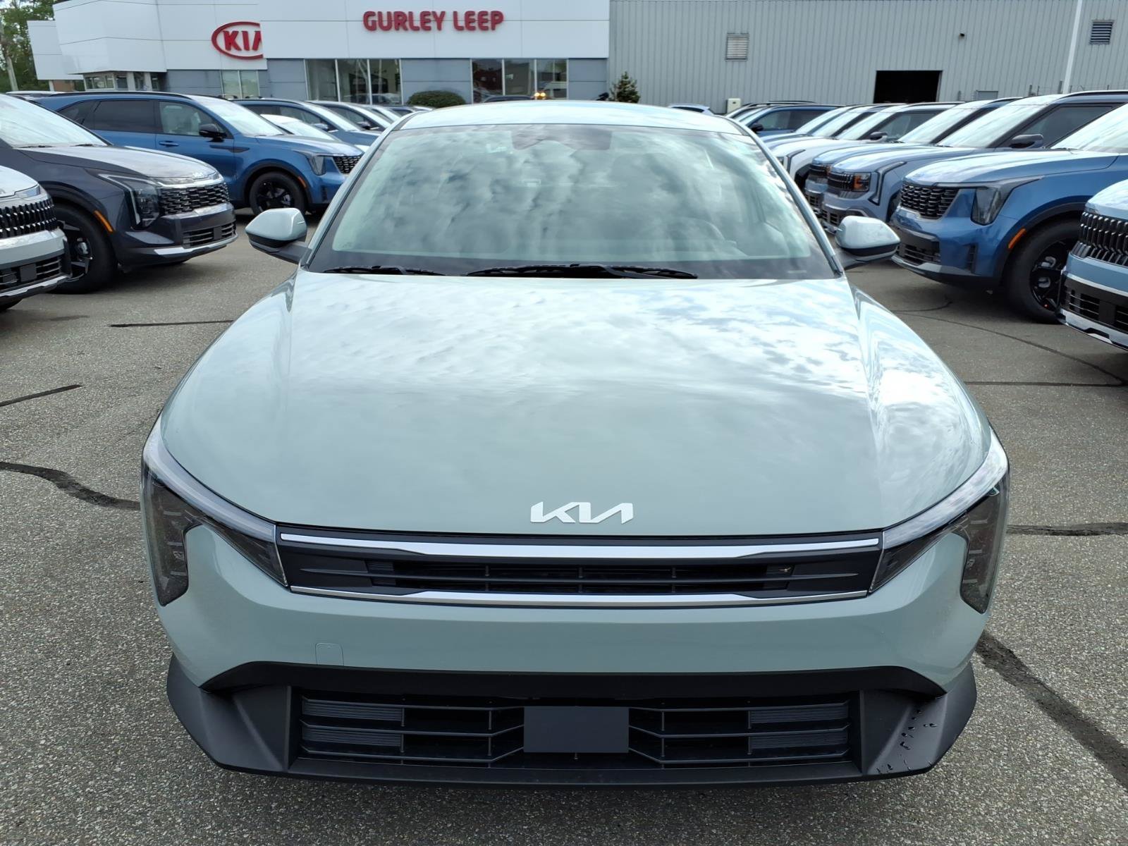 New 2026 Kia K4 FWD image 2