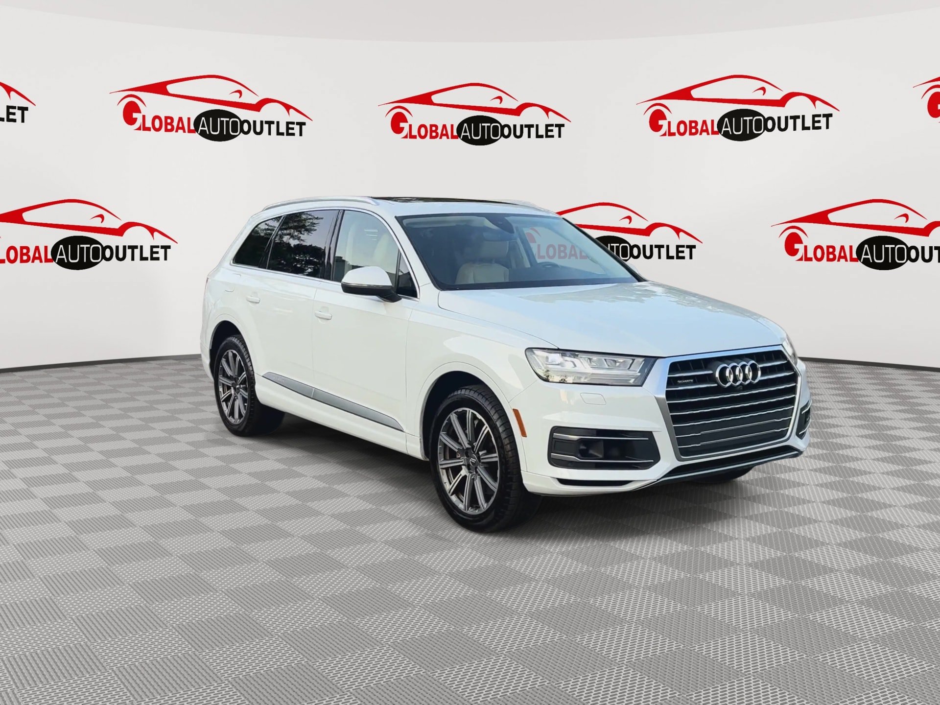 Used 2017 Audi Q7 3.0T Premium Plus AWD/4WD image 3