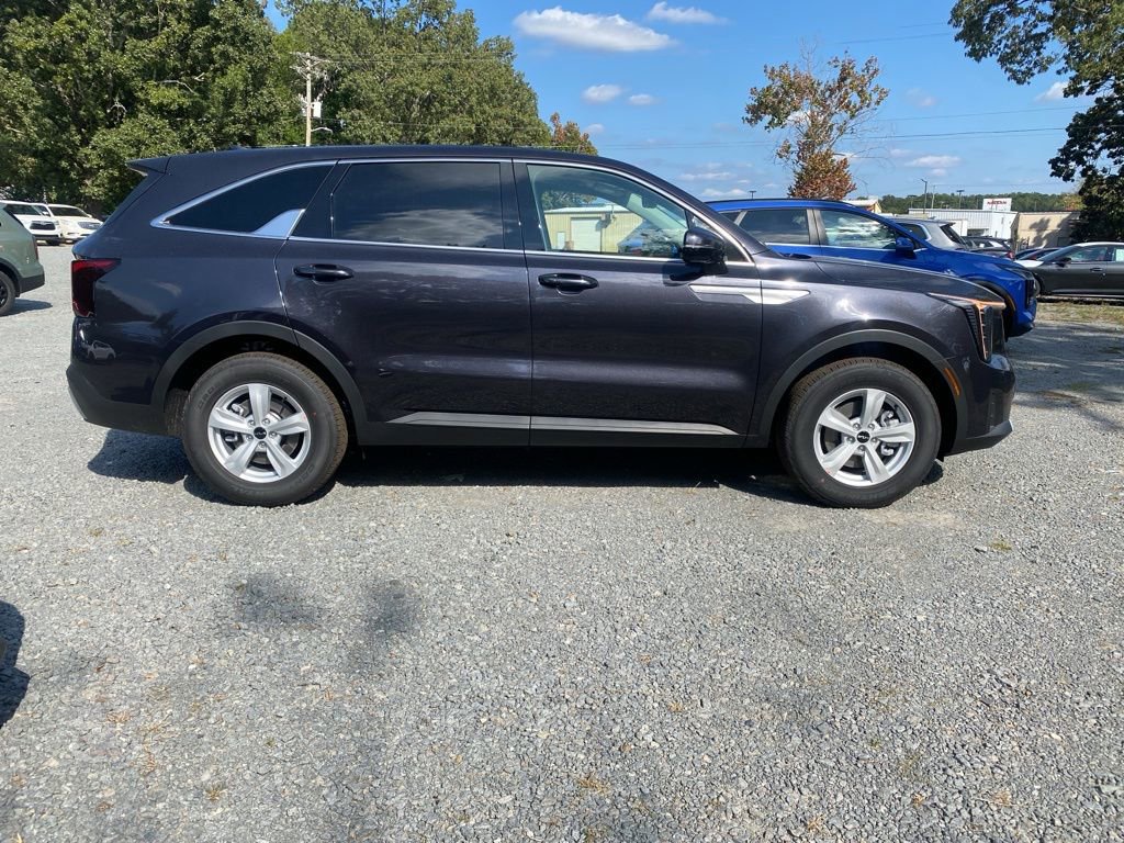 New 2026 Kia Sorento LX image 5