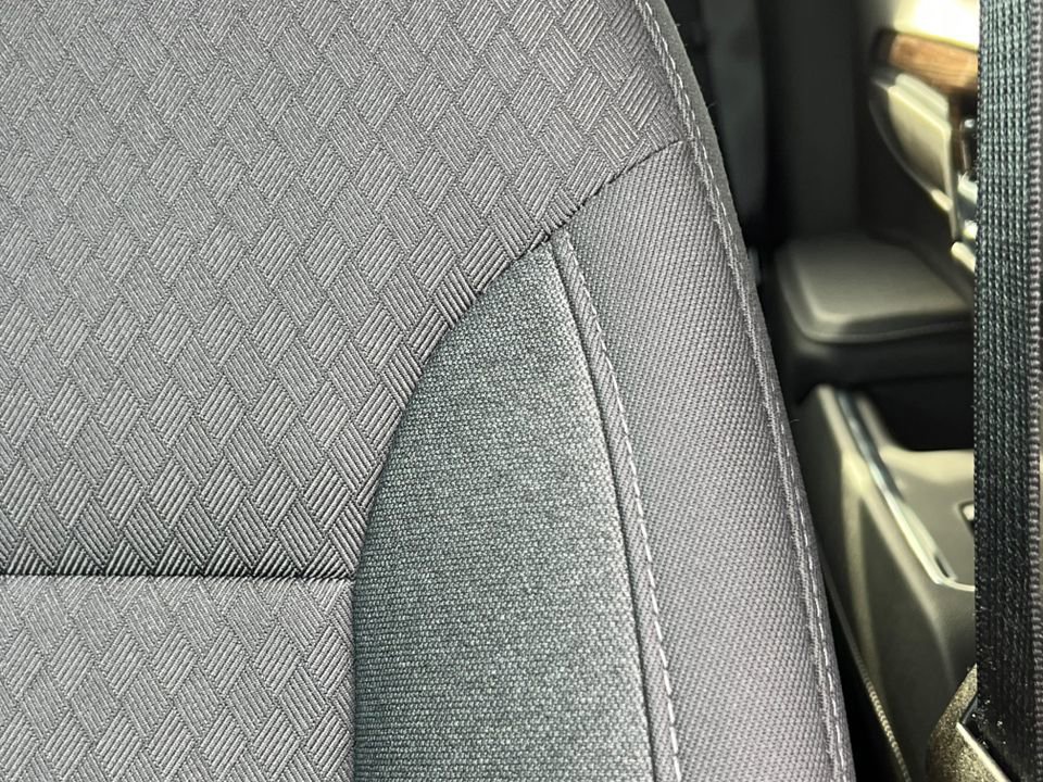 Used 2024 Chevrolet Silverado 1500 LT image 14