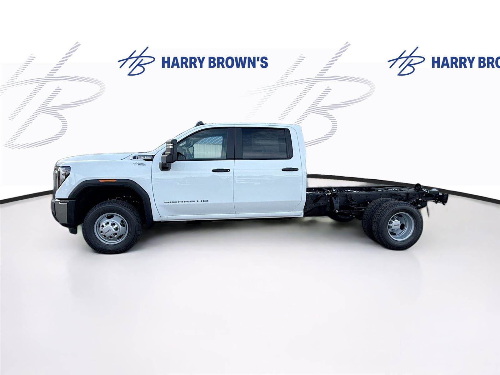 New 2026 GMC Sierra 3500 Pro w/ Convenience Package AWD/4WD image 24