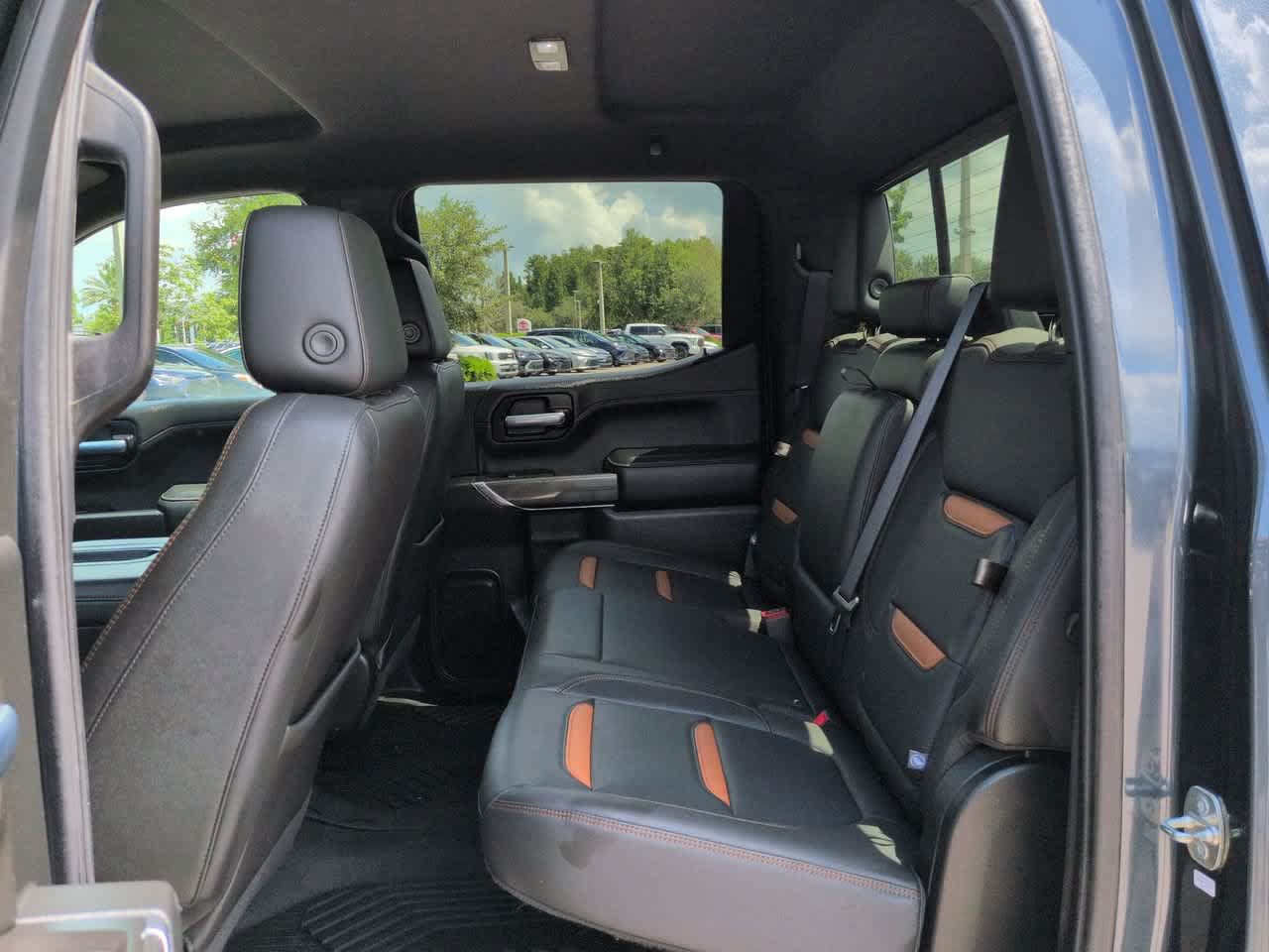 Used 2020 GMC Sierra 1500 AT4 w/ AT4 Premium Package AWD/4WD image 13