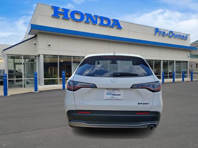 Used 2025 Honda HR-V Sport image 5