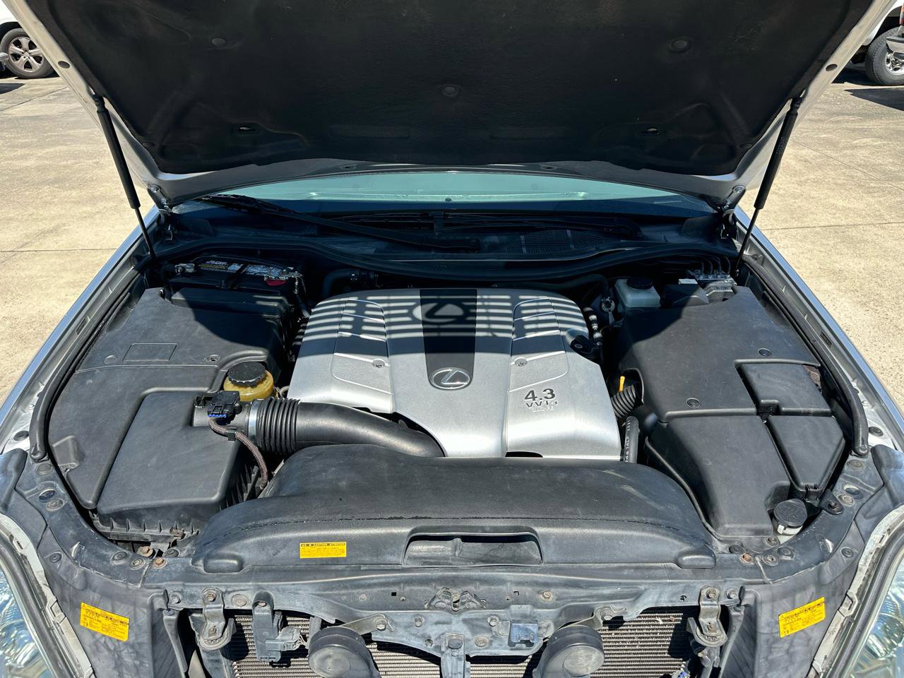 Used 2004 Lexus LS 430 Sedan RWD image 18