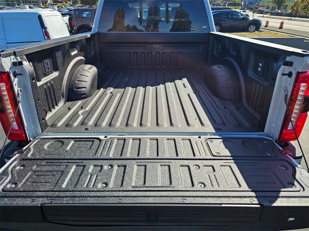 New 2026 Ford F250 Lariat image 13