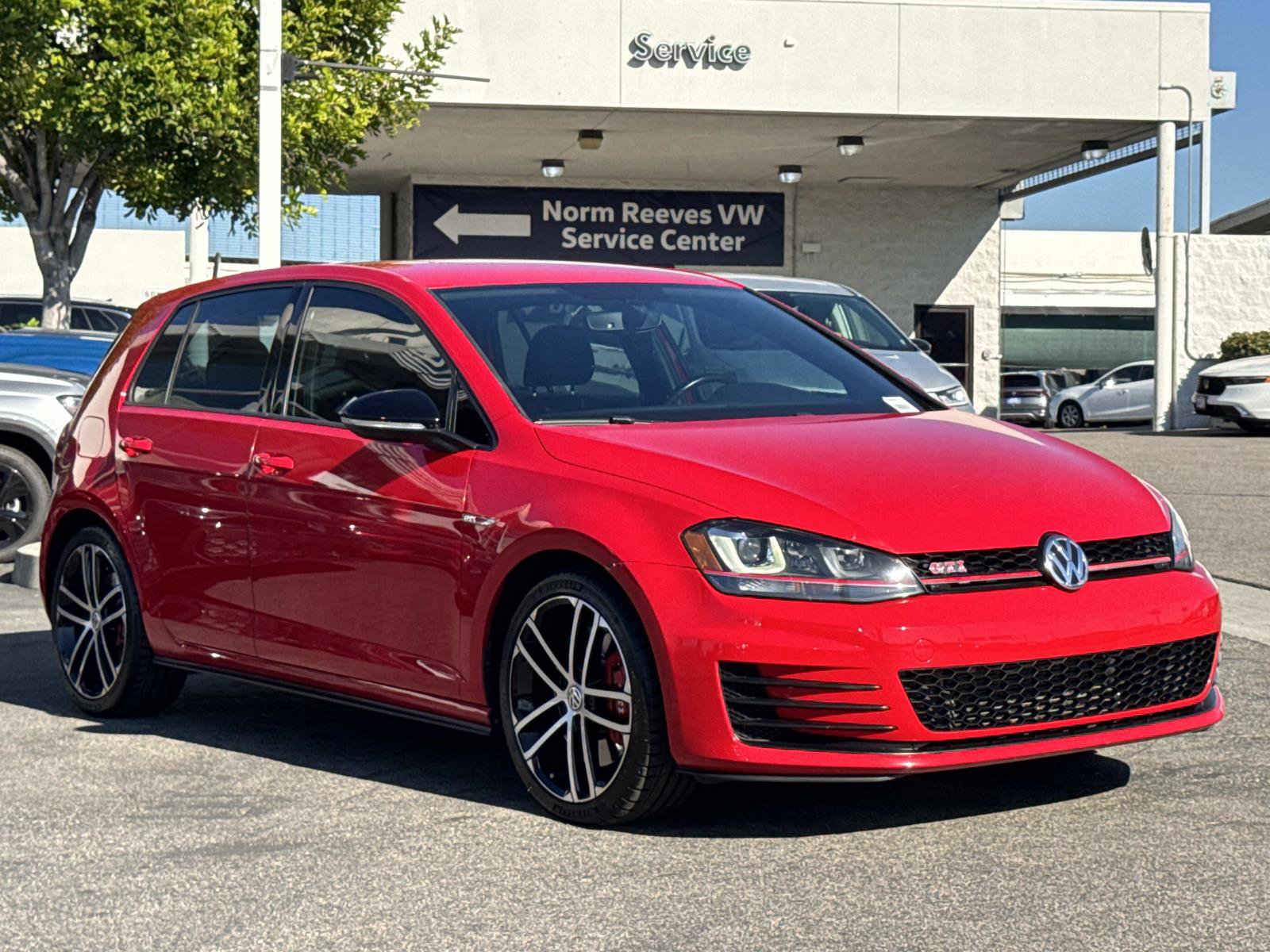 Used 2017 Volkswagen GTI Sport image 7