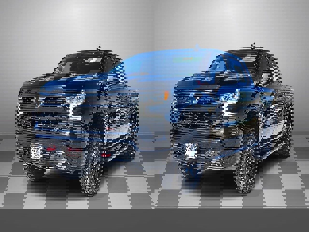 Used 2023 Chevrolet Silverado 1500 LT Trail Boss image 3