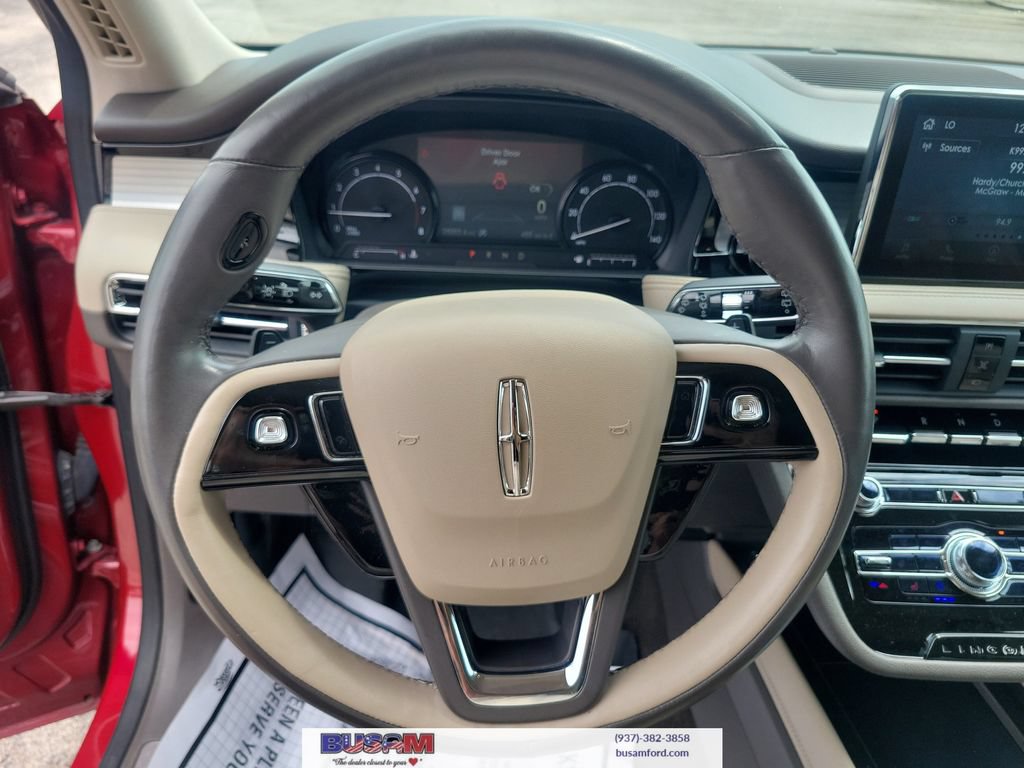 Used 2022 Lincoln Corsair AWD w/ Premium Package image 15