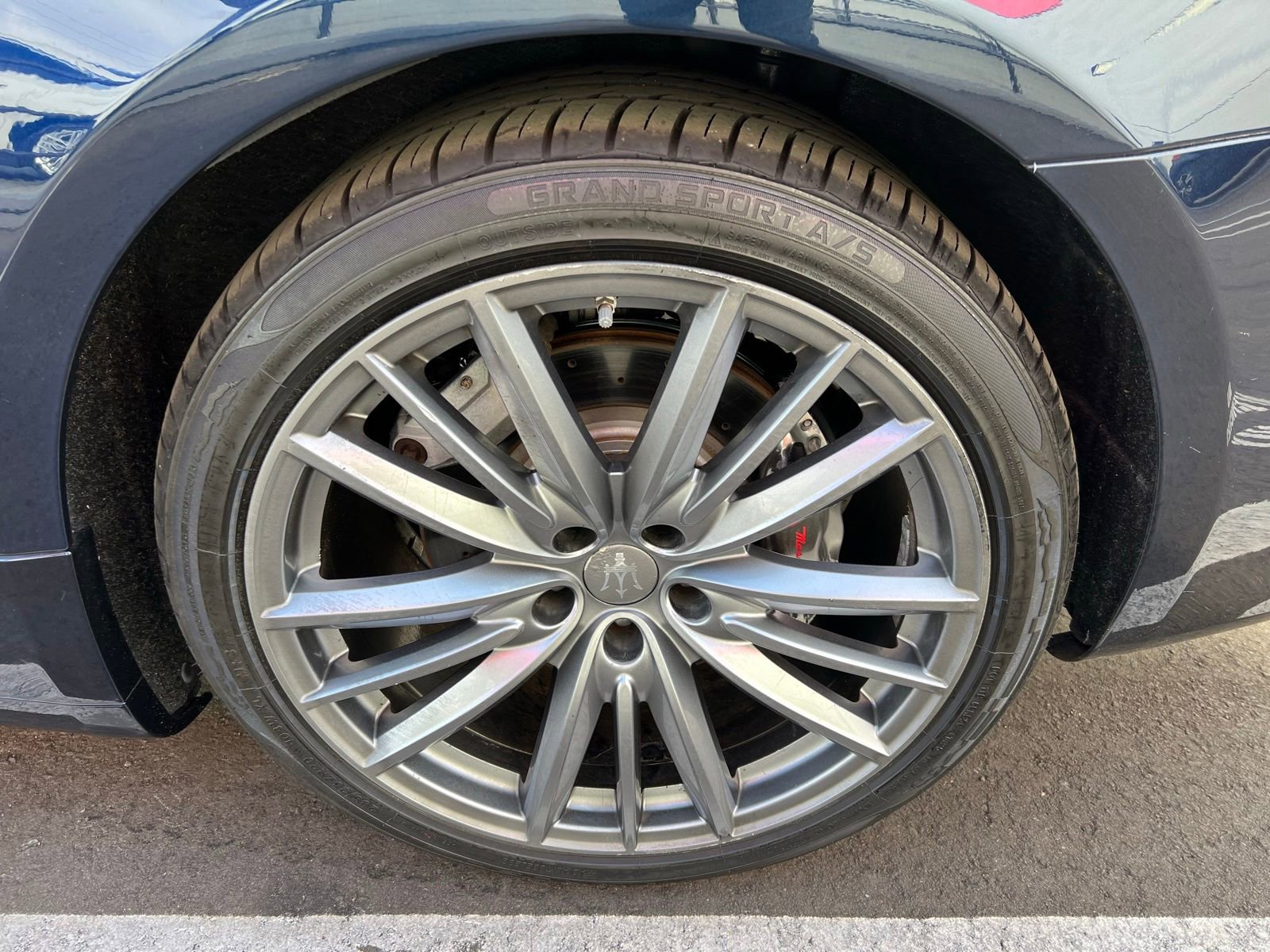 Used 2019 Maserati Quattroporte GTS GranLusso image 16