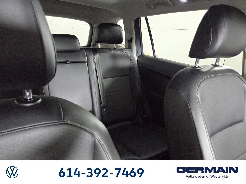 Used 2018 Volkswagen Tiguan SE w/ Panoramic Sunroof Package image 19