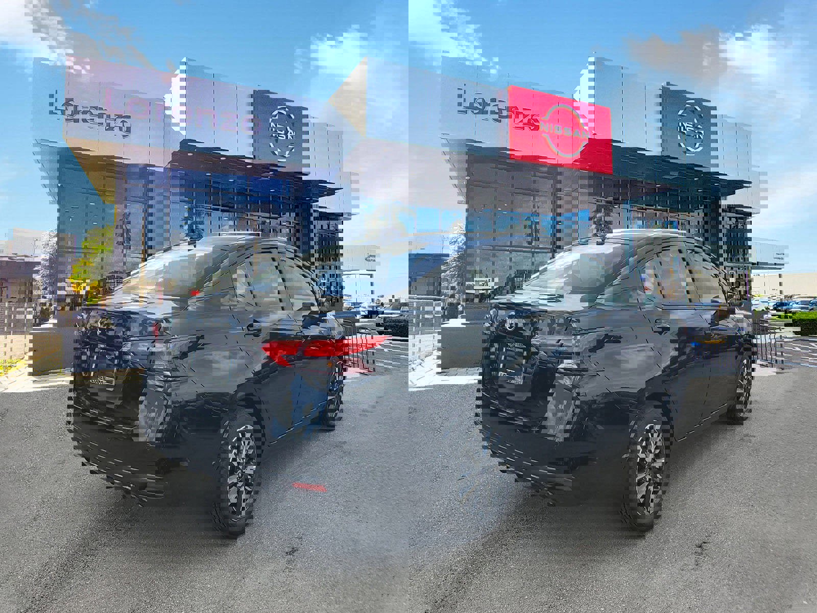 New 2025 Nissan Versa SV w/ Trunk Package image 4