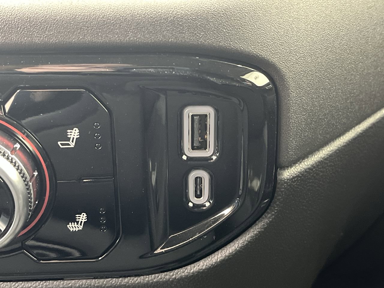 New 2026 GMC Sierra 1500 SLE AWD/4WD image 25