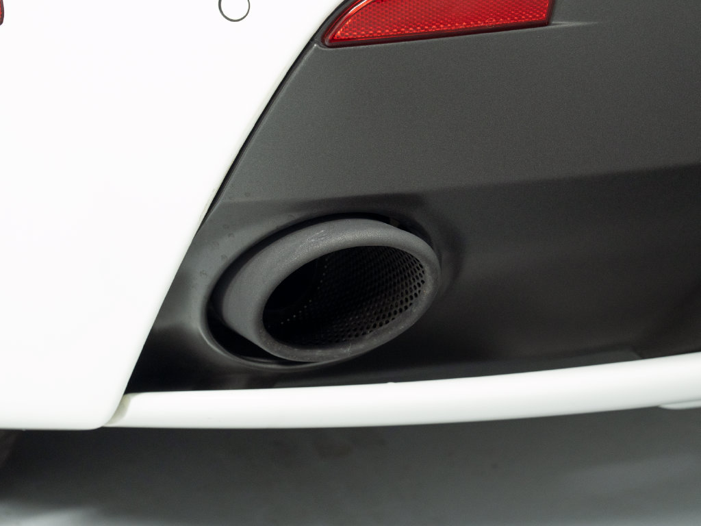 Used 2015 Aston Martin V8 Vantage GT RWD image 47