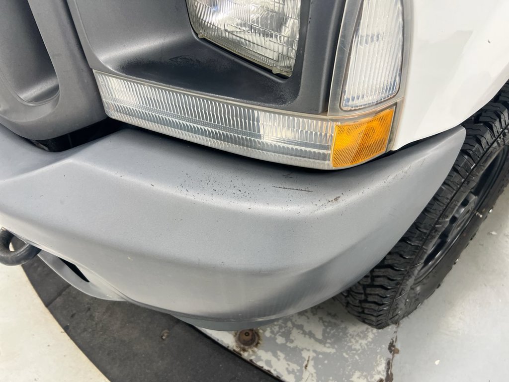 Used 2004 Ford F250 Lariat AWD/4WD image 27