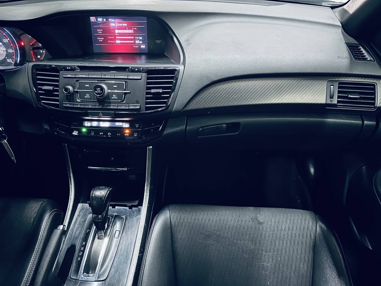 Used 2017 Honda Accord Sport image 30