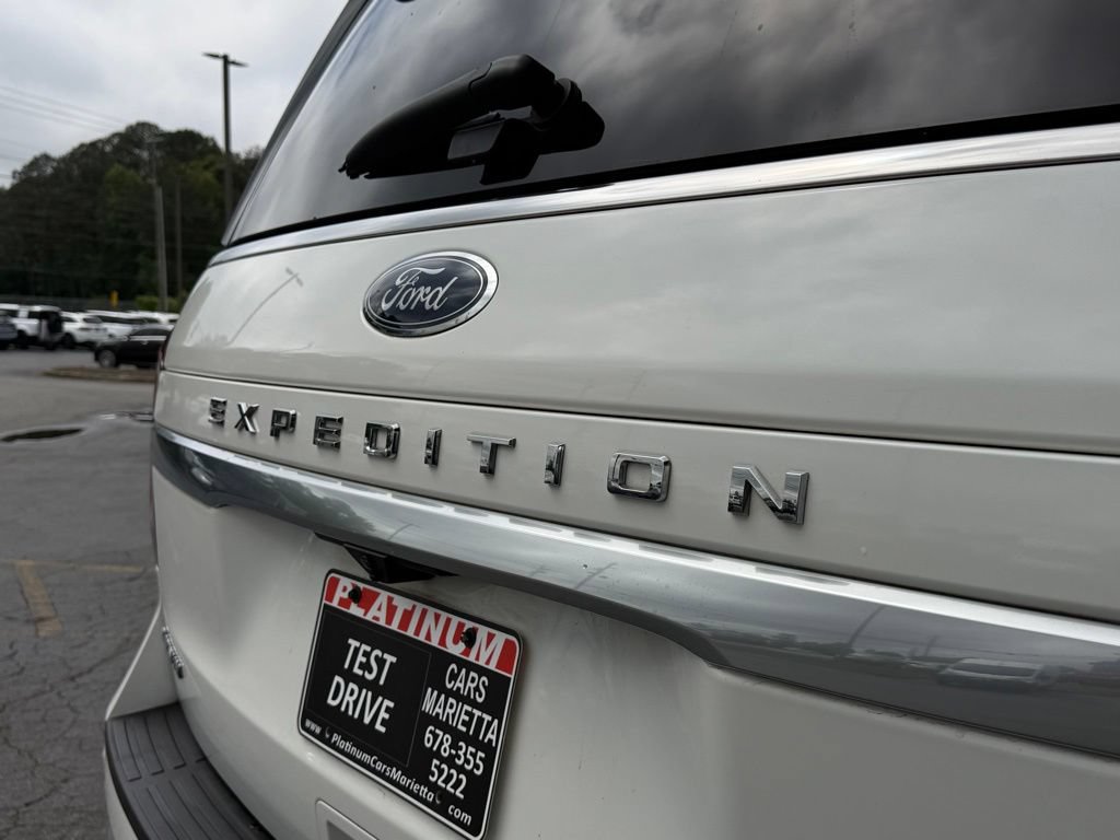 Used 2022 Ford Expedition Platinum AWD/4WD image 9