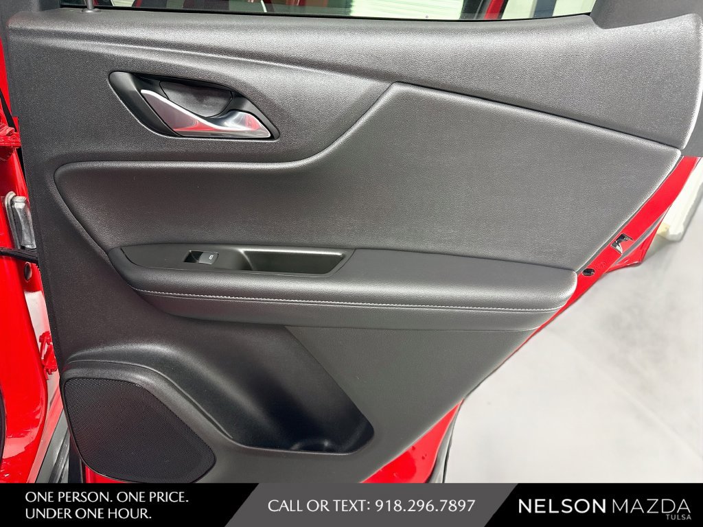 Used 2020 Chevrolet Blazer LT FWD image 40