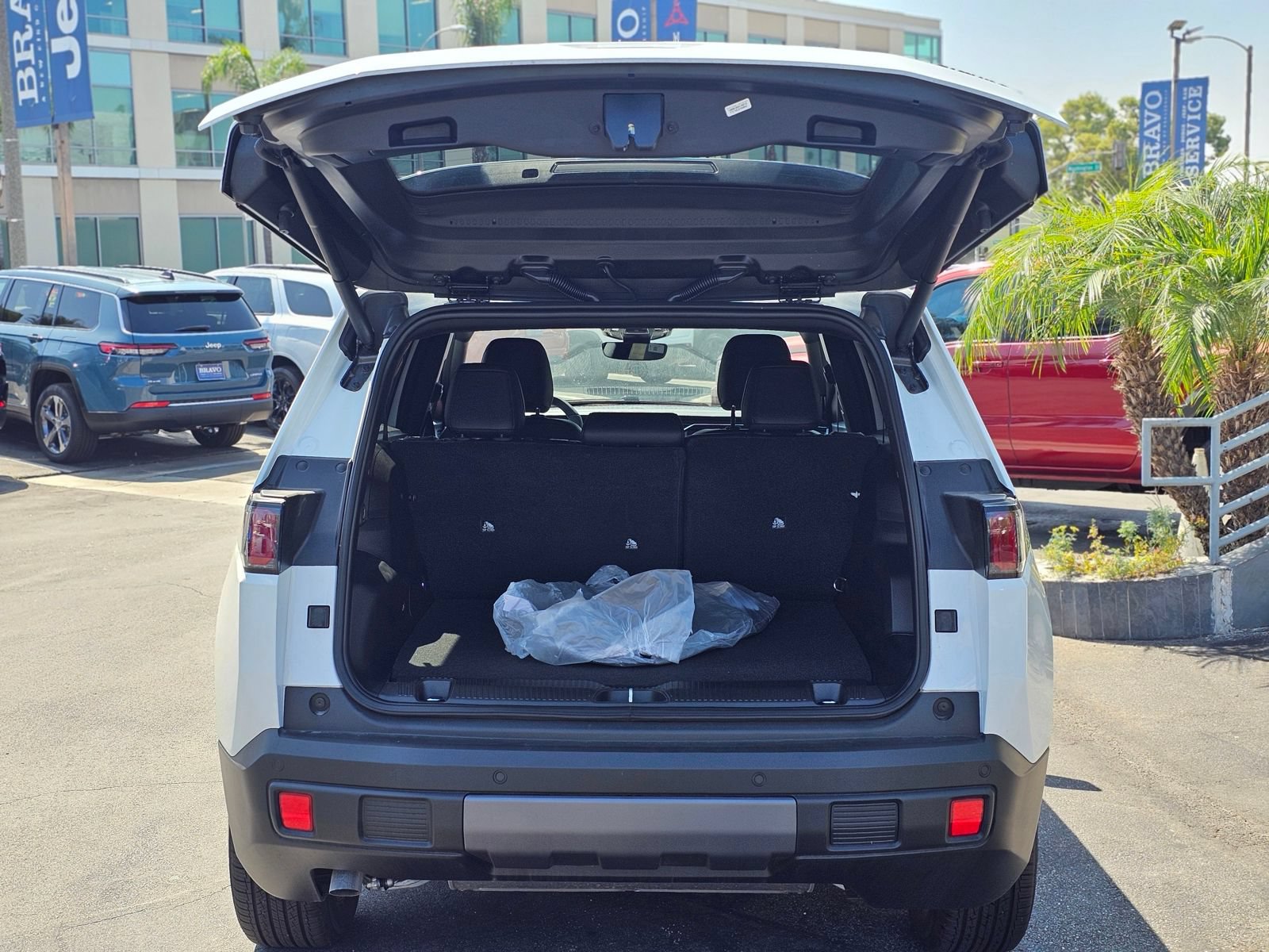 New 2026 Jeep Cherokee Limited AWD/4WD image 8