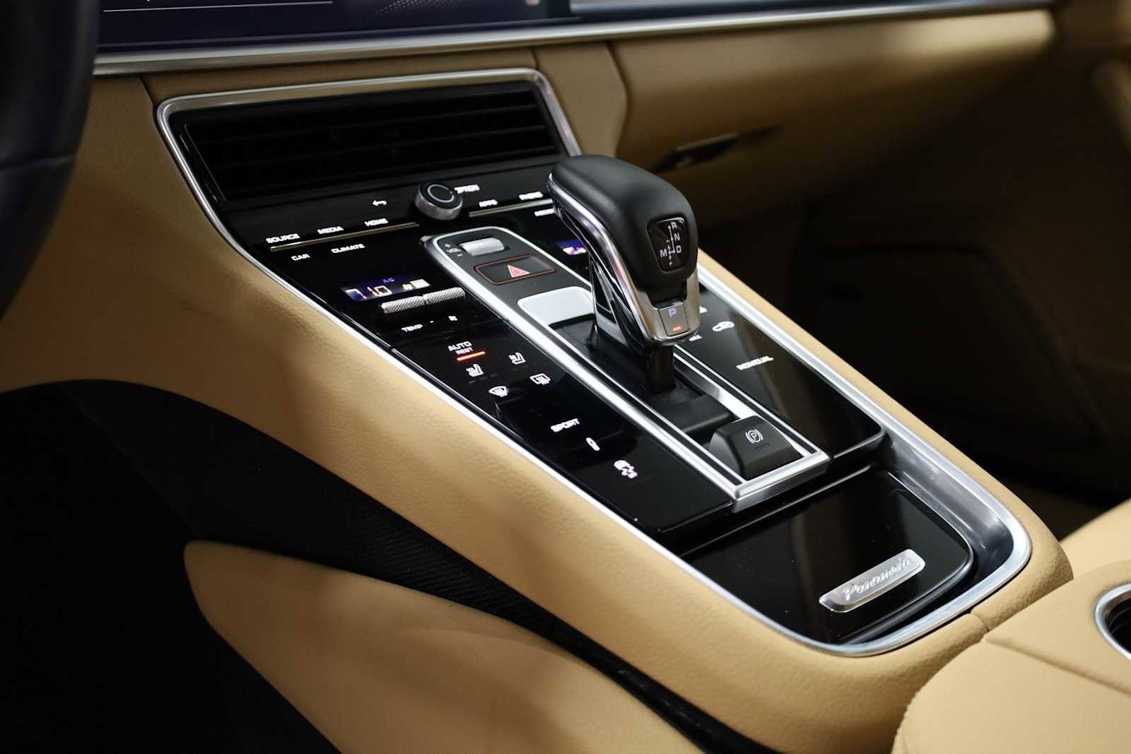 Certified 2023 Porsche Panamera 4 image 29