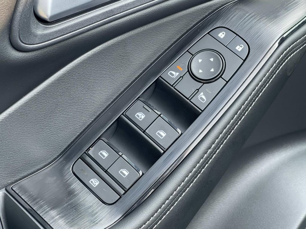 New 2026 Nissan Rogue SV FWD image 23