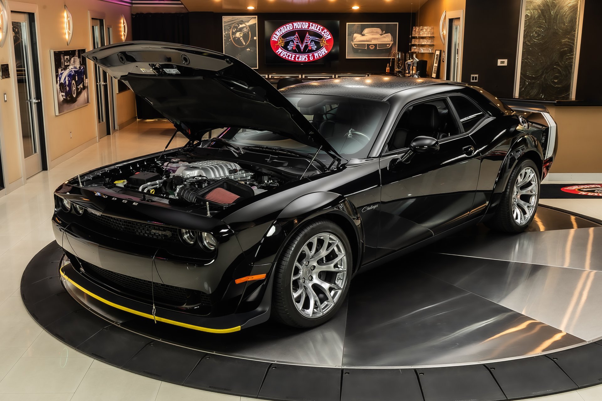 Used 2023 Dodge Challenger SRT Hellcat Redeye RWD image 6