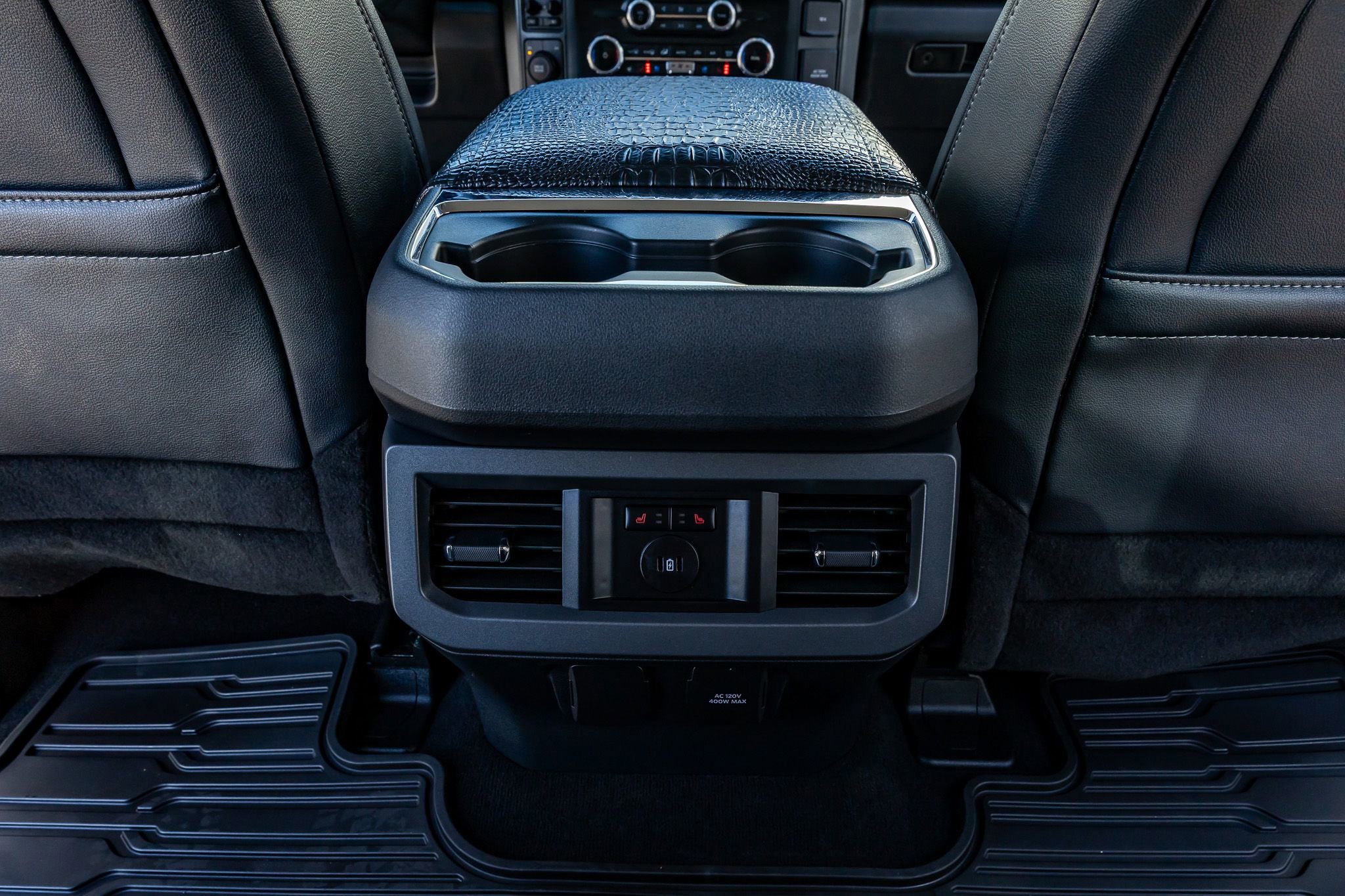 Used 2023 Ford F350 Lariat w/ Lariat Ultimate Package image 32